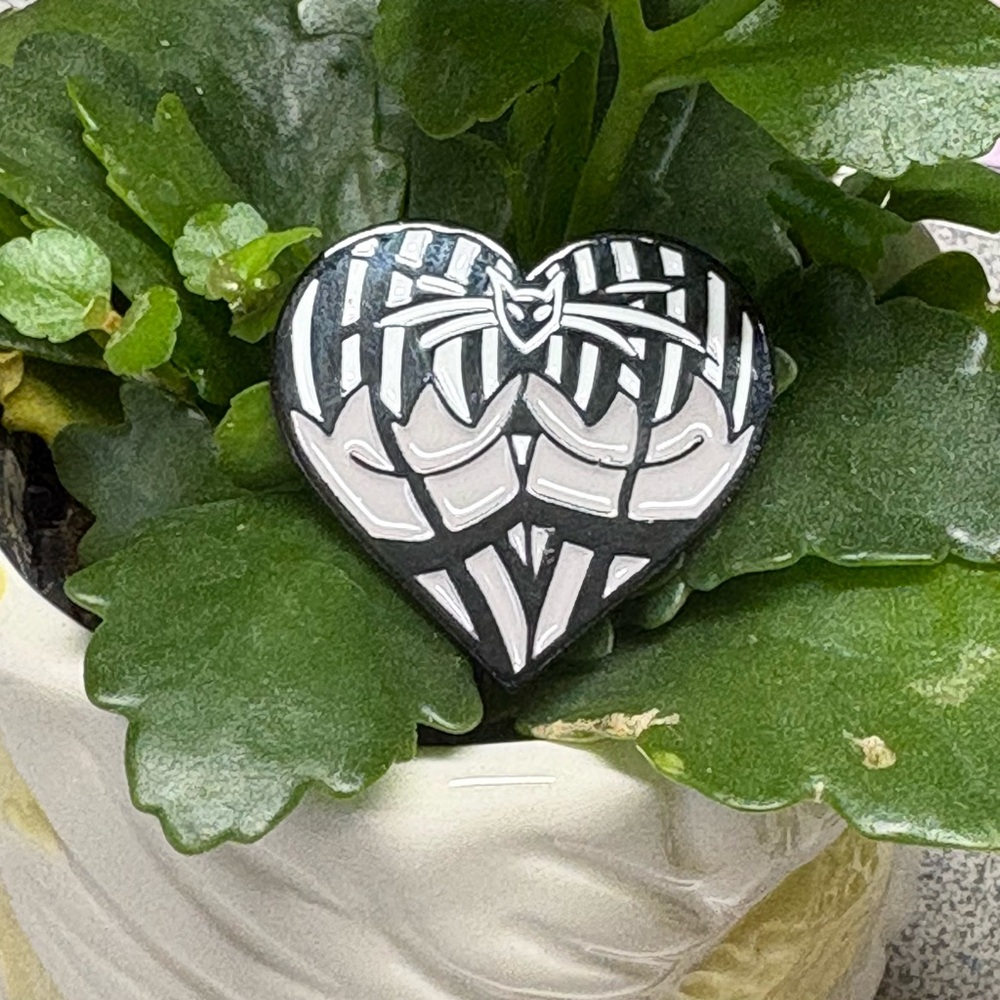 SEXY BUM Heart-Shaped Black and White enamel pin
